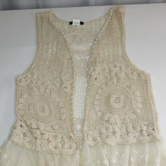Sassy Bling Women's Lace Vest Boho Lightweight Crochet Knit Sleeveless - Picture 3 of 9